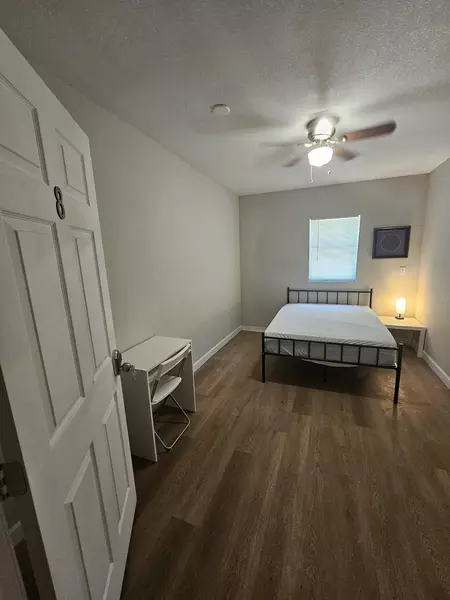 Coliving in Kenwood - Clearwater-St. Petersburg, Tampa