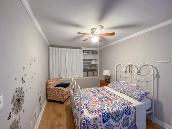 Coliving in Oberlin Village - Central Raleigh, Raleigh