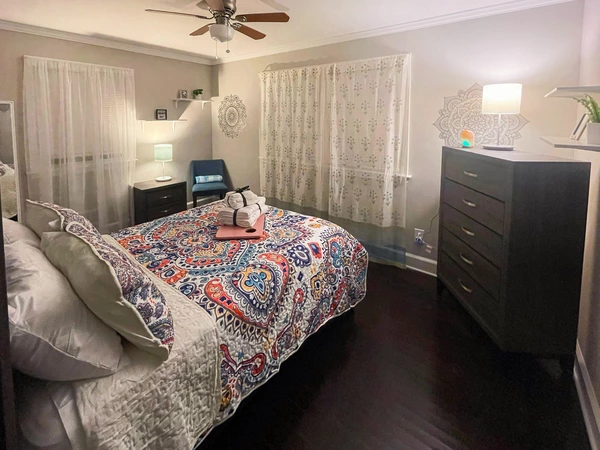 Coliving in Oberlin Village - Central Raleigh, Raleigh