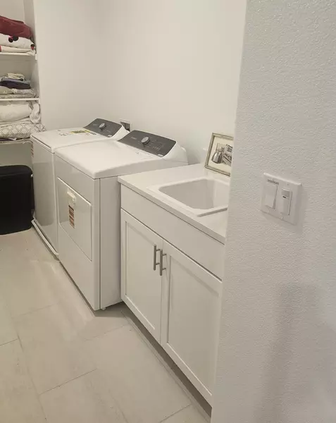 Coliving in Roseville - Outer SAC, Sacramento