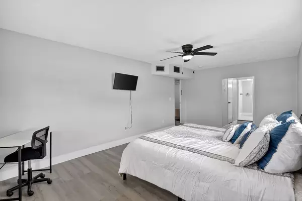 Coliving in Temple Terrace - North Tampa, Tampa