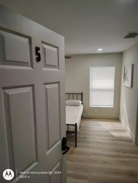 Coliving in Plant City - East Tampa, Tampa