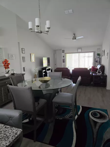 Coliving in Melbourne - Outer Orlando, Orlando