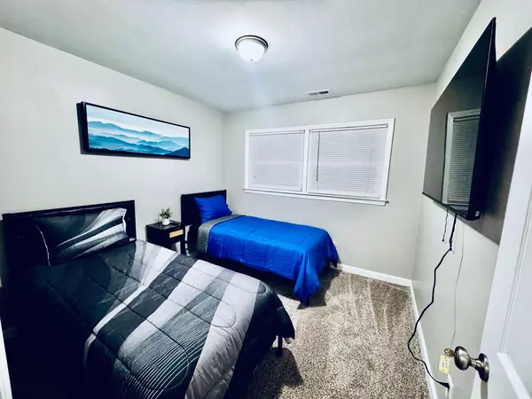 Coliving in Mineral Springs / Rumble Road - North Charlotte, Charlotte