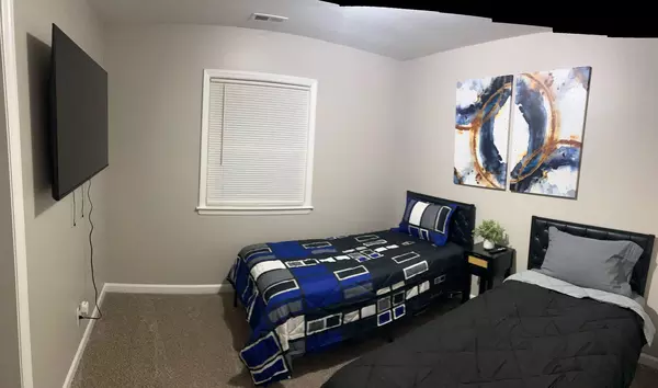 Coliving in Mineral Springs / Rumble Road - North Charlotte, Charlotte