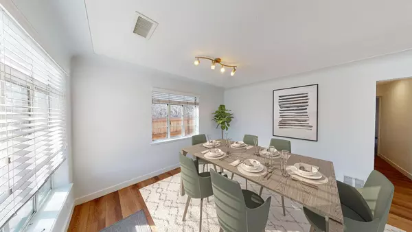 4 bedrooms apartment for rent in East Colfax - East Denver, Denver