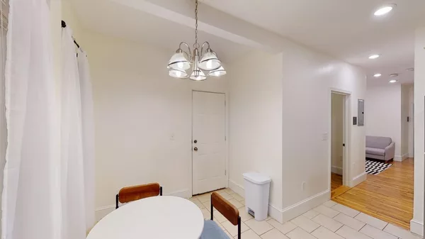 3 bedrooms apartment for rent in Prospect Hill - Somerville, Boston