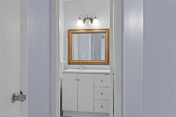 Coliving in Northeast Greensboro - Greensboro, Greensboro