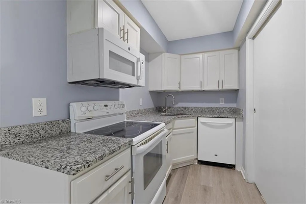 Coliving in Northeast Greensboro - Greensboro, Greensboro