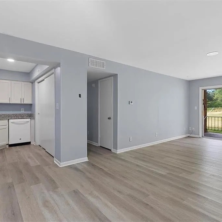 Coliving in Northeast Greensboro - Greensboro, Greensboro