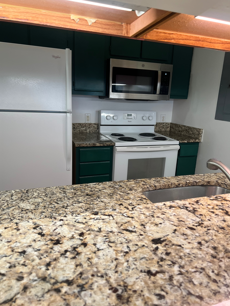 Coliving in Fairmont - Central Raleigh, Raleigh