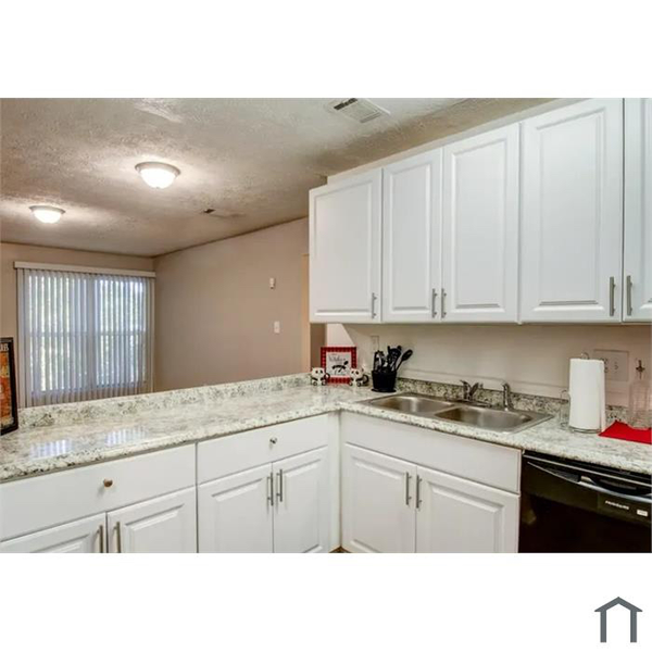 Coliving in Sylvan Hills - South Atl, Atlanta