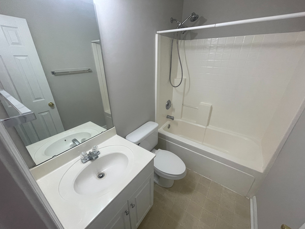 Coliving in Coulwood West - West Charlotte, Charlotte