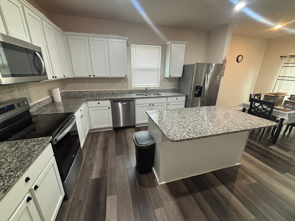 Coliving in Bryson Village - Outer Triangle, Raleigh