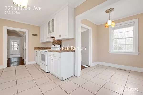 4 bedrooms apartment for rent in Fairmont - Central Raleigh, Raleigh