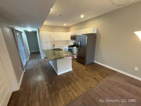 4 bedrooms apartment for rent in Old Colorado City - Central COS, Colorado Springs