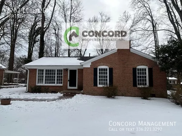 3 bedrooms apartment for rent in North Greensboro - Greensboro, Greensboro