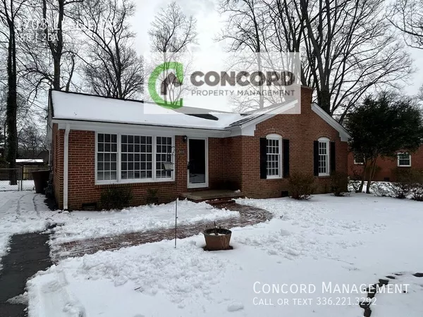 3 bedrooms apartment for rent in North Greensboro - Greensboro, Greensboro