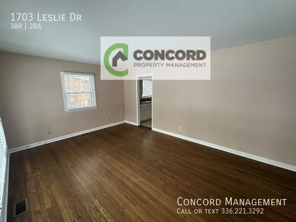 3 bedrooms apartment for rent in North Greensboro - Greensboro, Greensboro