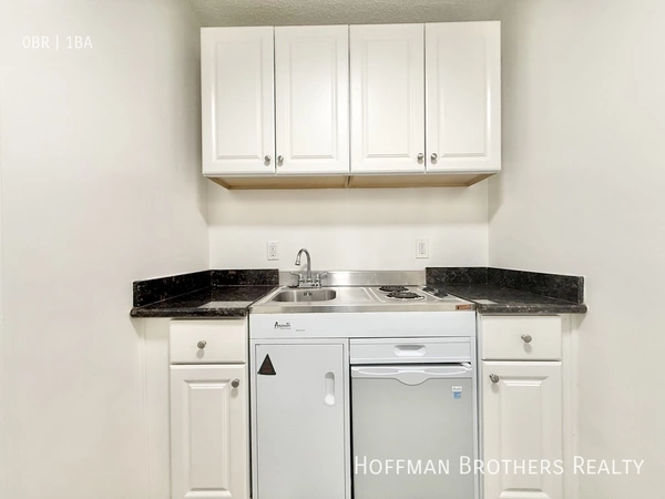 Studio Apartment for rent in Brentwood - Westside / South Bay, Los Angeles