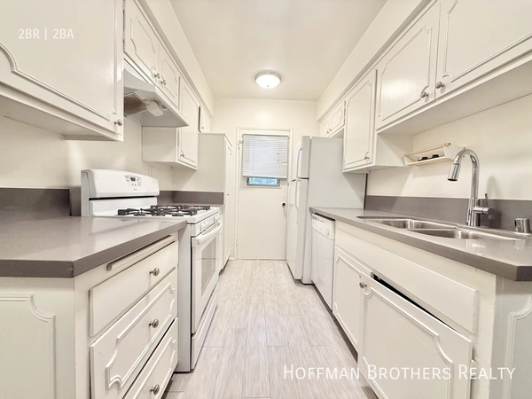 2 bedrooms apartment for rent in Brentwood - Westside / South Bay, Los Angeles