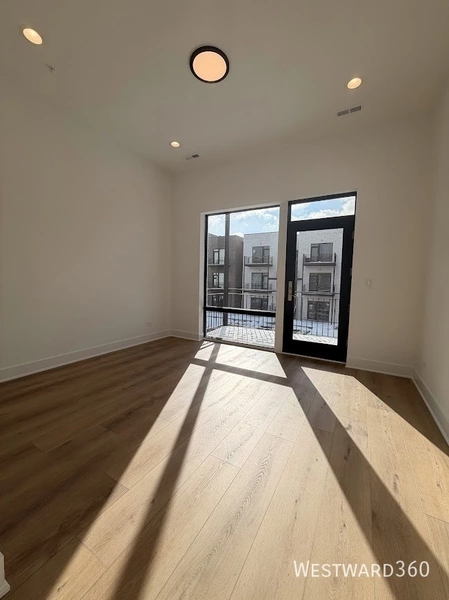 3 bedrooms apartment for rent in Little Italy/Uic - Central, Chicago