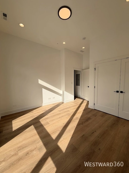 3 bedrooms apartment for rent in Little Italy/Uic - Central, Chicago