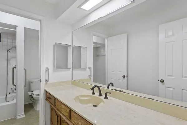 Coliving in DeSoto - Sw Dallas, Dallas