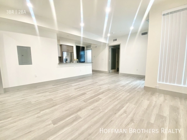 3 bedrooms apartment for rent in Windsor Square - Central Los Angeles, Los Angeles