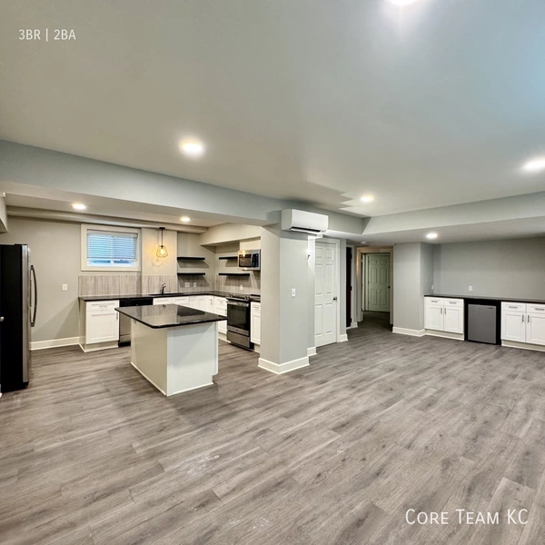 3 bedrooms apartment for rent in Sunset Hill - KCMO, Kansas City