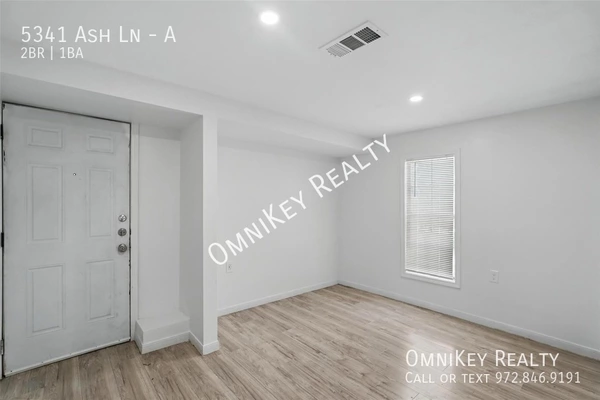 2 bedrooms apartment for rent in Hollywood/ Santa Monica - Ne Dallas, Dallas