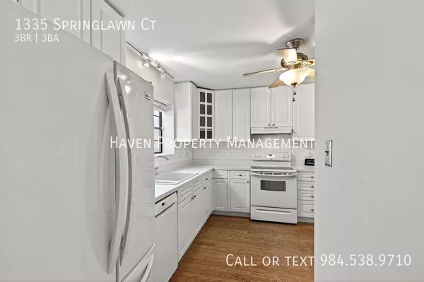 3 bedrooms apartment for rent in North Hills - North Raleigh, Raleigh