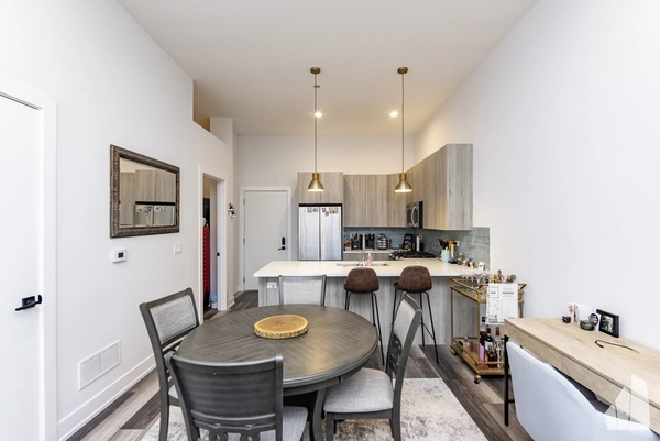 2 bedrooms apartment for rent in Lincoln Park - North Side, Chicago