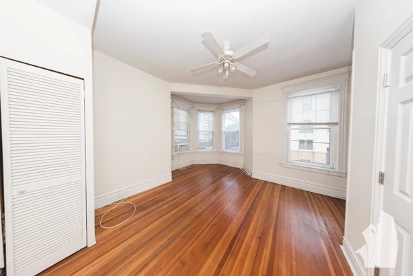 2 bedrooms apartment for rent in Lincoln Park - North Side, Chicago