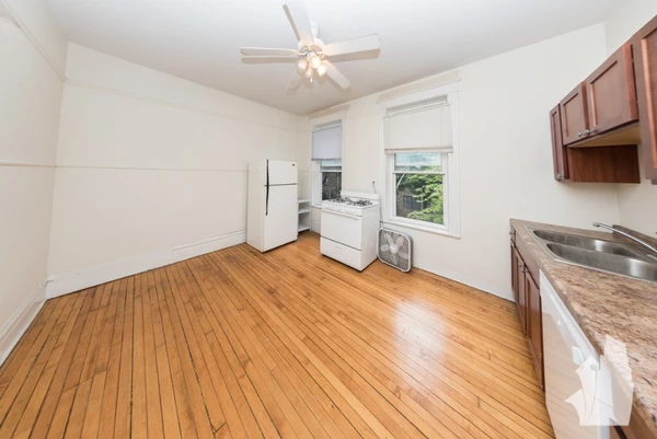2 bedrooms apartment for rent in Lincoln Park - North Side, Chicago
