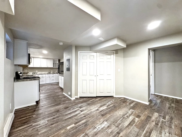 2 bedrooms apartment for rent in Old Colorado City - Central COS, Colorado Springs