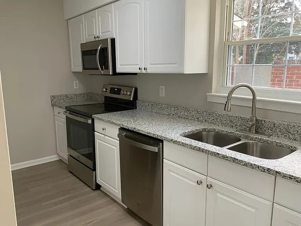 3 bedrooms apartment for rent in McAlpine - South Charlotte, Charlotte