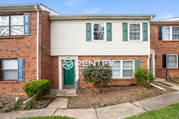 3 bedrooms apartment for rent in McAlpine - South Charlotte, Charlotte