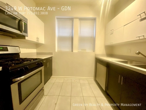 2 bedrooms apartment for rent in Humboldt Park - West Side, Chicago