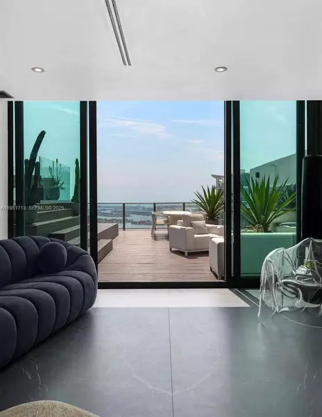 3 bedrooms apartment for rent in Beverly Terrace - Miami, Miami