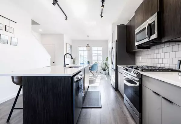 3 bedrooms apartment for rent in Legacy - South Calgary, Calgary