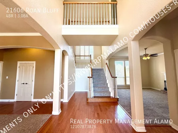 4 bedrooms apartment for rent in Far North Central - North SATX, San Antonio