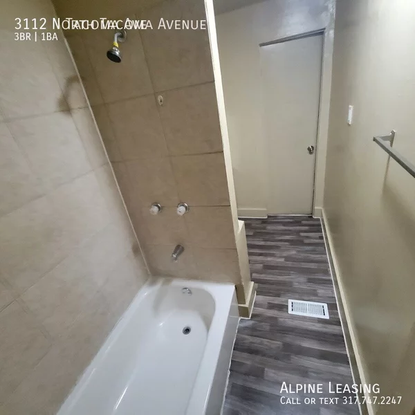 3 bedrooms apartment for rent in Martindale–Brightwood - Central Indy, Indianapolis