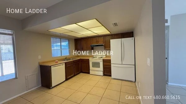 3 bedrooms apartment for rent in Desert View - Phoenix, Phoenix
