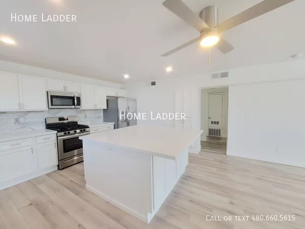 2 bedrooms apartment for rent in Camelback East - Phoenix, Phoenix