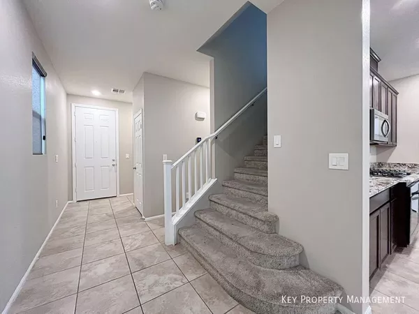 5 bedrooms apartment for rent in Spring Valley - Spring Valley / Enterprise, Las Vegas