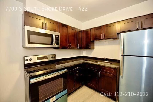 2 bedrooms apartment for rent in South Shore - South Side, Chicago