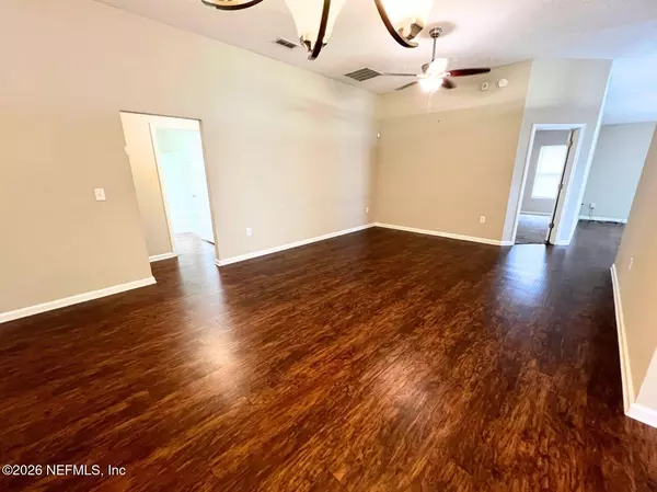 4 bedrooms apartment for rent in Crystal Springs - Westside, Jacksonville