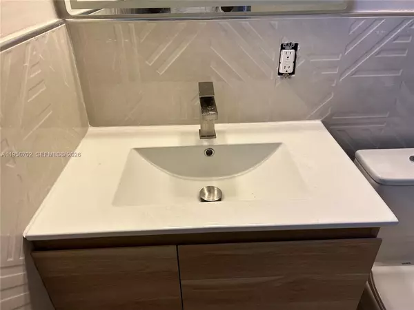 2 bedrooms apartment for rent in North Miami Beach - Miami Dade, Miami