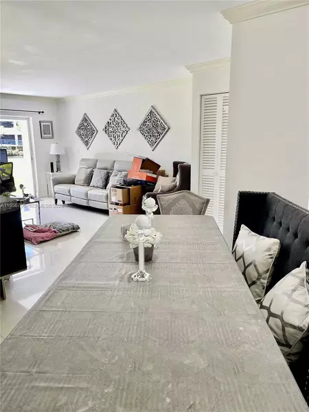 2 bedrooms apartment for rent in South Miami - Miami Dade, Miami